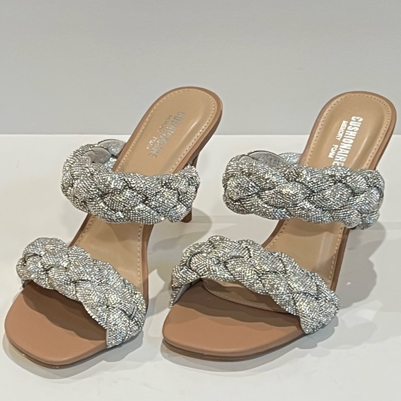 🆕 Silver braided dress sandals - size 7 - Picture 2 of 5